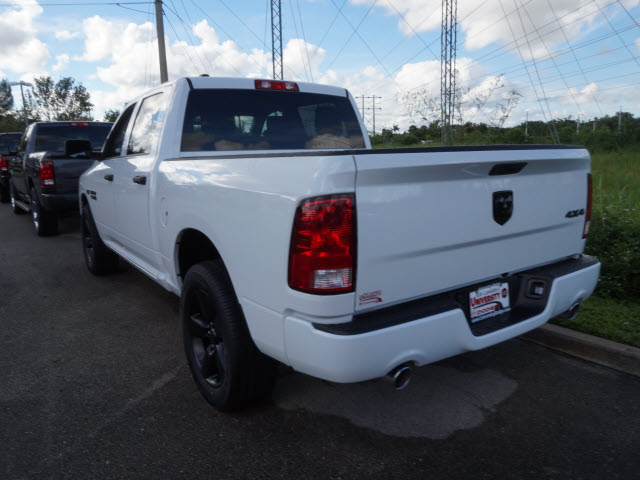 New 2018 Ram 1500 Express Blackout Package Crew Cab in Davie #U8T116290 ...